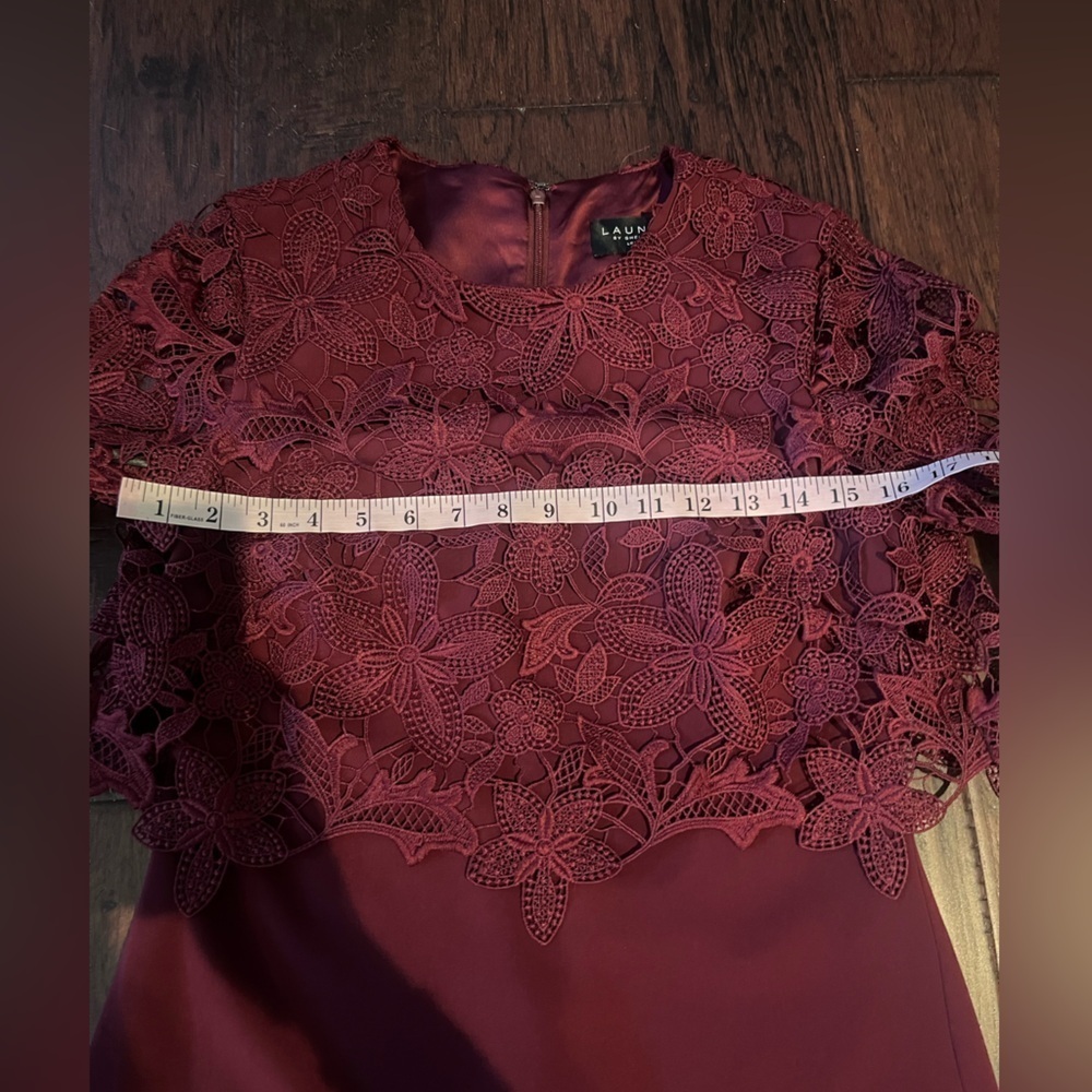 Laundry By Shelli Segal Red Sheath Dress with Bell Sleeves - Picture 5 of 9